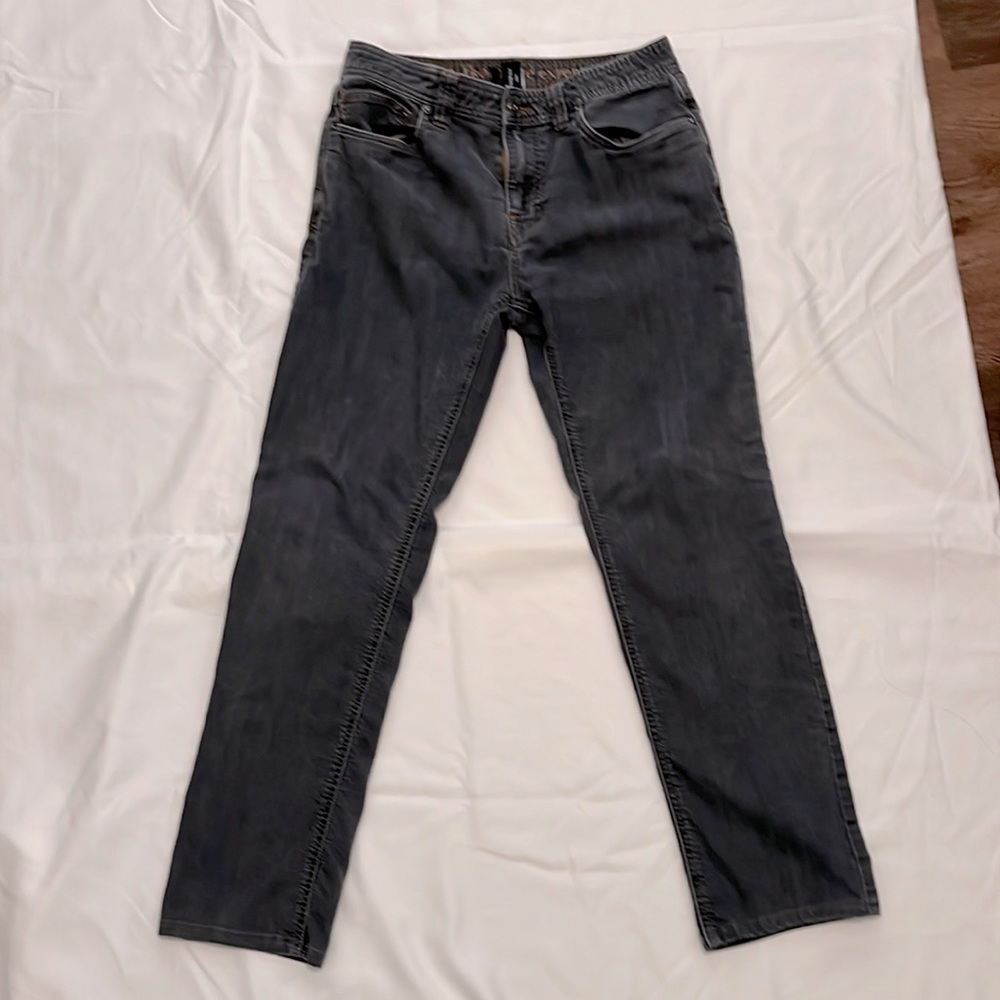 Men’s Prana grey jeans. Size 32x32. Excellent condition.